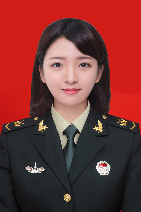 李莉.jpg